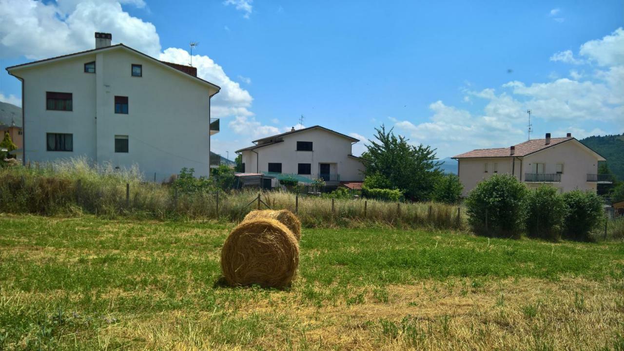 Natour L'Ostello Per I Camminatori Barisciano Exteriör bild