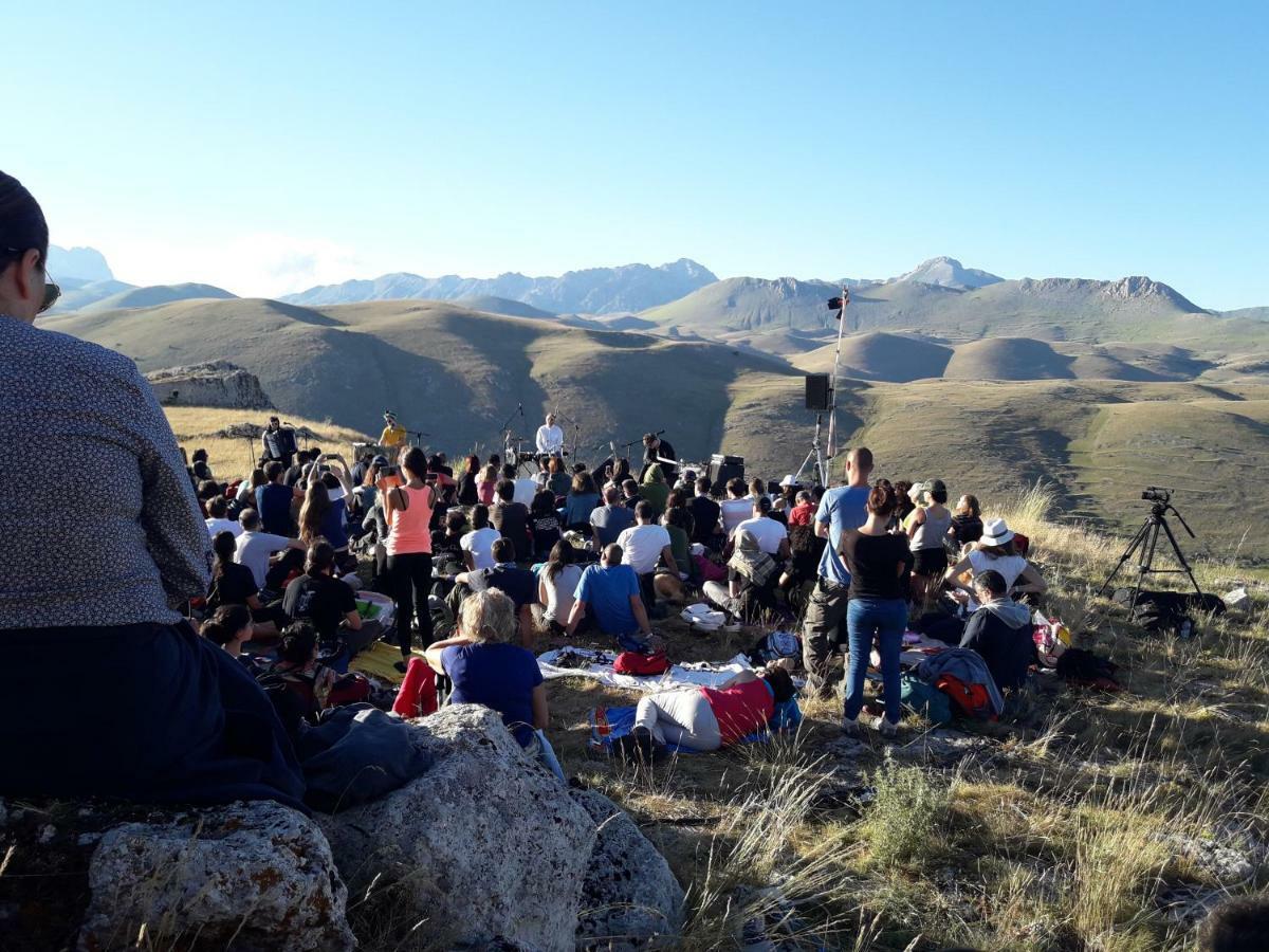 Natour L'Ostello Per I Camminatori Barisciano Exteriör bild