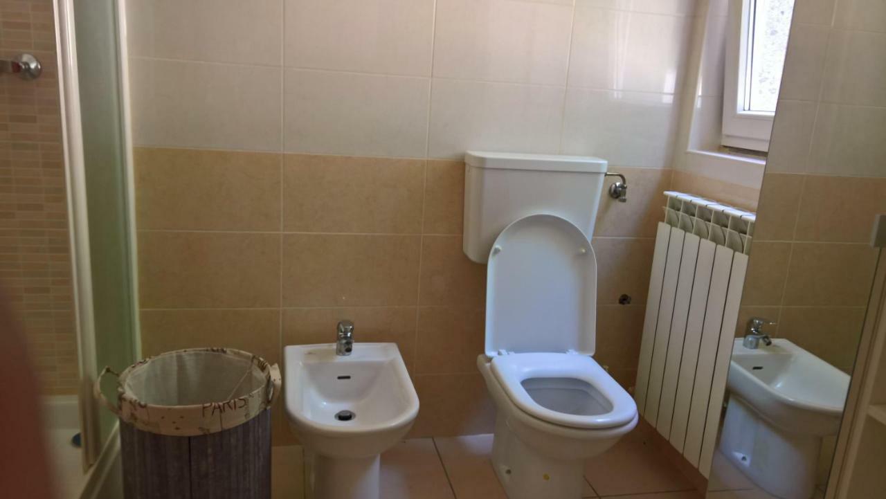 Natour L'Ostello Per I Camminatori Barisciano Exteriör bild